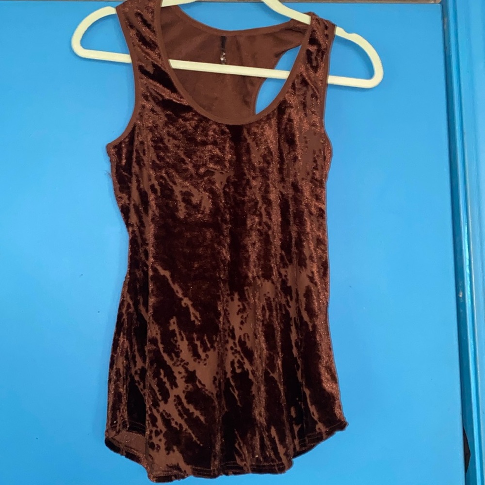Brown, racer back tank. Size medium. Slight stretch.
